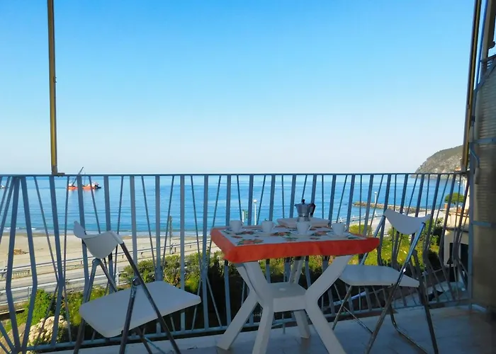 Bilocale Con Favolosa Vista Mare شقة ليفانتو